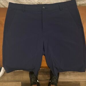 Oakley Men's Navy Blue Golf Shorts